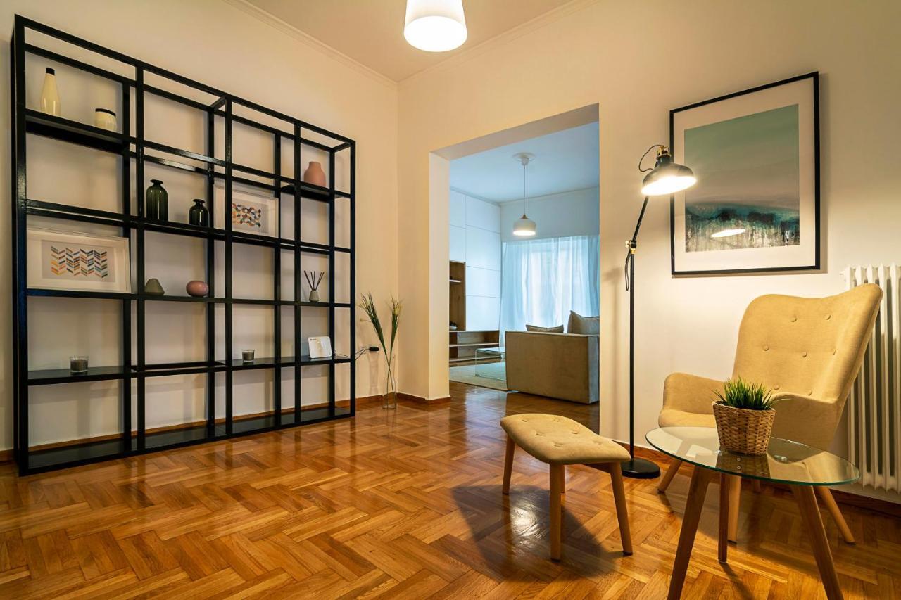Elegant, Spacious & Minimalist Aptm W/Balcony Apartman Athén Kültér fotó
